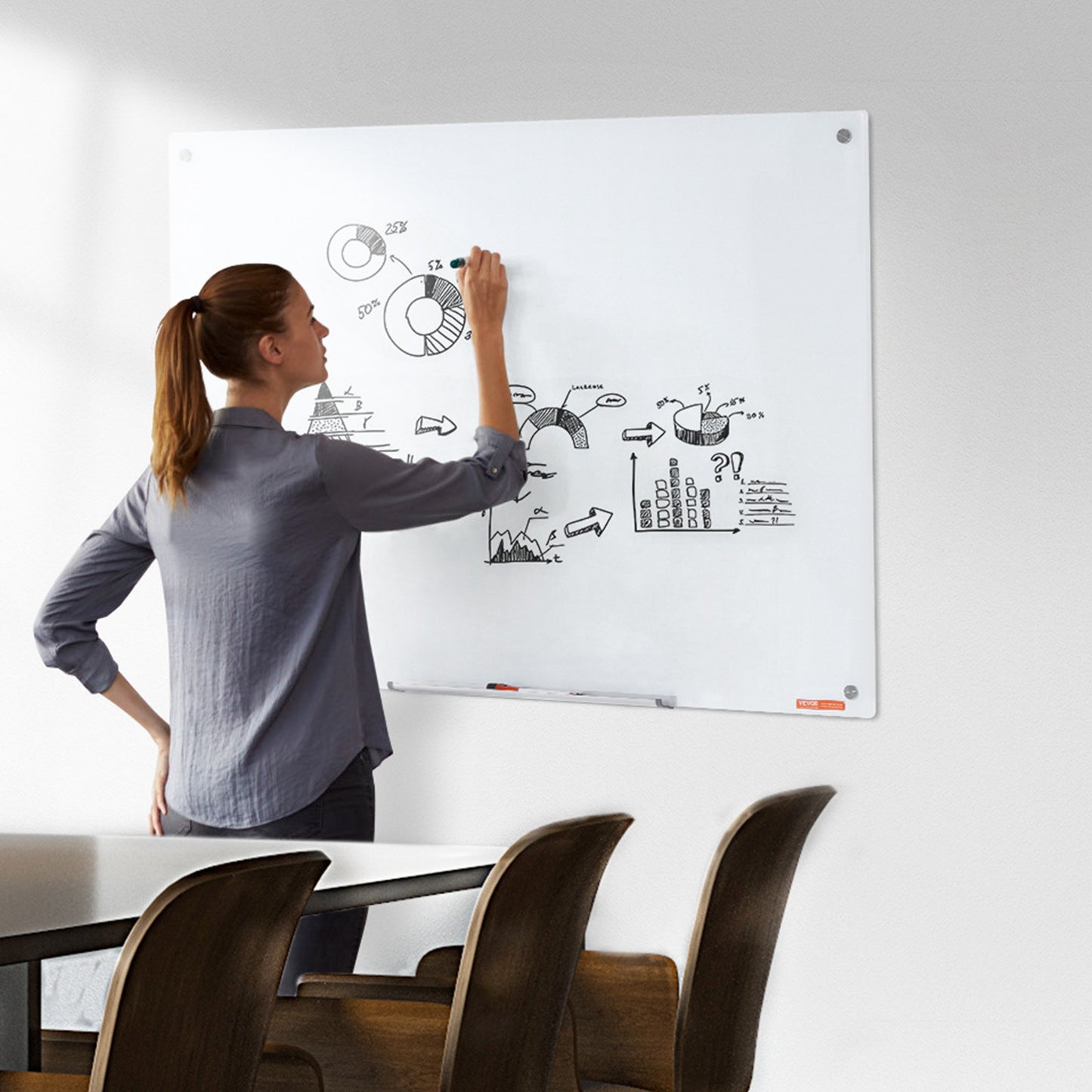 Magnetisk whiteboardtavla i glas, whiteboardtavla 1200 x 800 mm, väggmonterad stor vit glastavla utan ram, med tuschbricka, suddgummi och 2 tuschpennor, vit