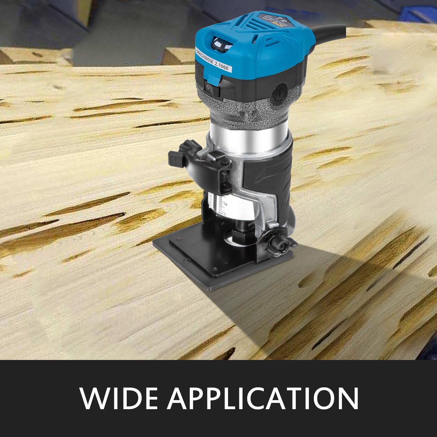 800 W max vridmoment, variabel hastighet, 30 000 varv/min, kompaktfräs med hylsor 6,4 mm och 9,5 mm, 1 x infällbar bas och 1 x lutbar bas, 220 V