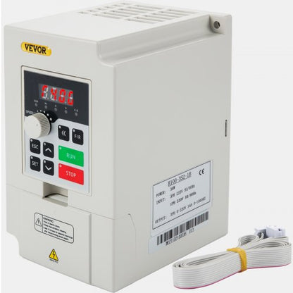 Variabel frekvensdrivning, AC 220V ingång 3KW CNC-drivning med variabel frekvens, VFD 4HP 1- eller 3-fas ingång, 3-fas utgång, CNC-motorinverter för motorvarvtalsreglering