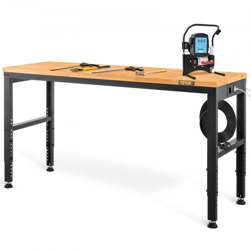 Arbetsbänk med justerbar höjd, 135 cm B x 46 cm DX 97 cm H, garagebord med 72–97 cm höjd och 900 kg lastkapacitet, med eluttag, träskiva, metallram och fotplattor, för kontor och hem.