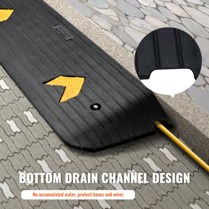 Uppgraderad tröskelramp i gummi, 2,5 cm hög rullstolsramp, naturlig trottoarkantramp med en lastkapacitet på 14700 kg, halkfri, texturerad yta i gummi för rullstol och skoter